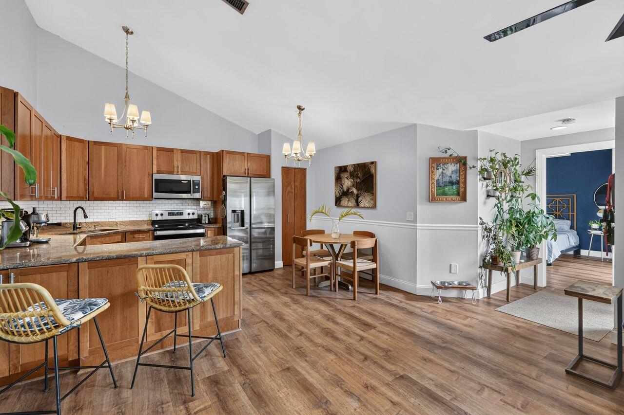 WESTWOOD GARDENS 3 - Residential
