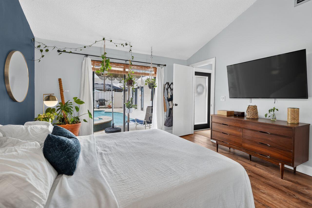 WESTWOOD GARDENS 3 - Residential