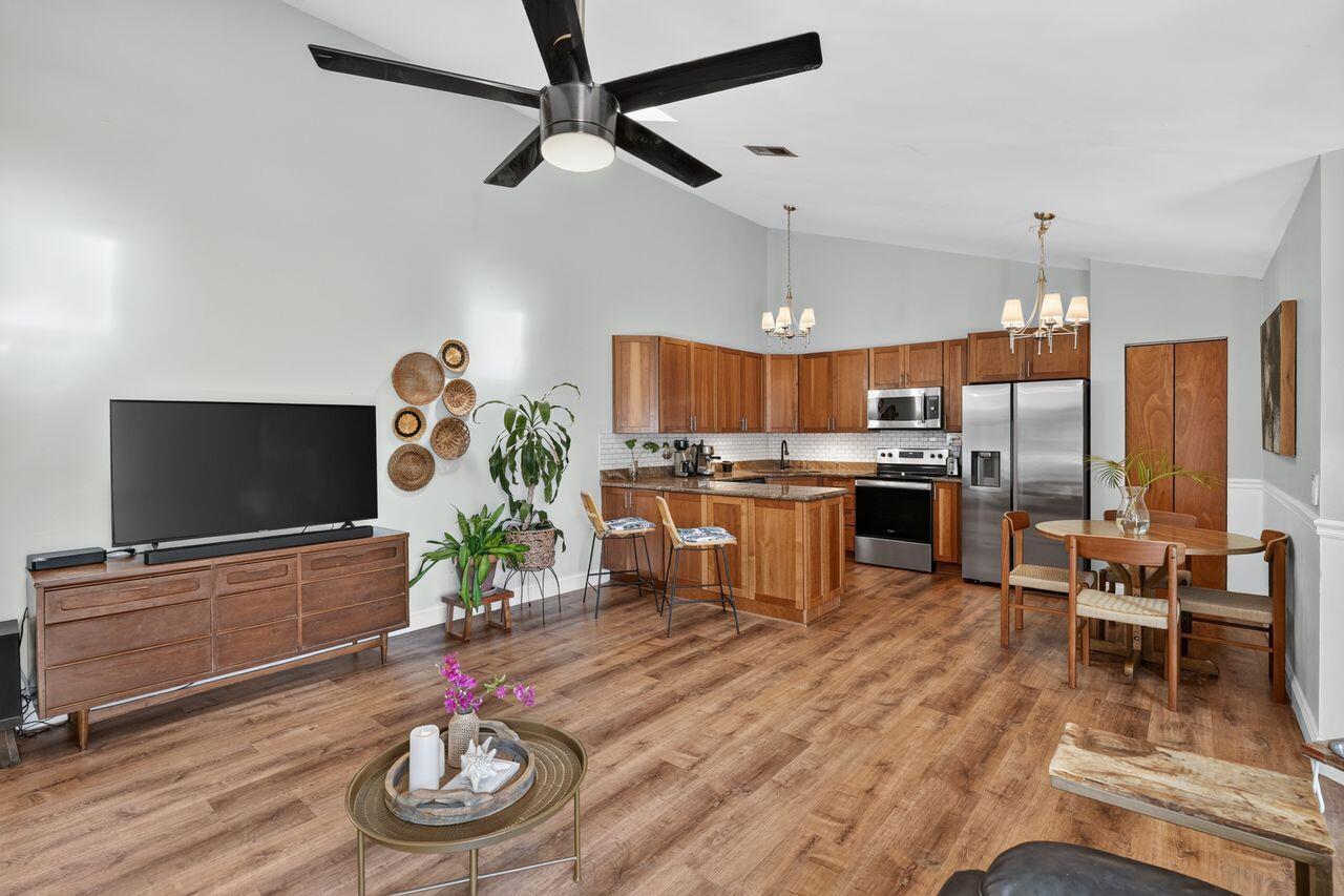 WESTWOOD GARDENS 3 - Residential