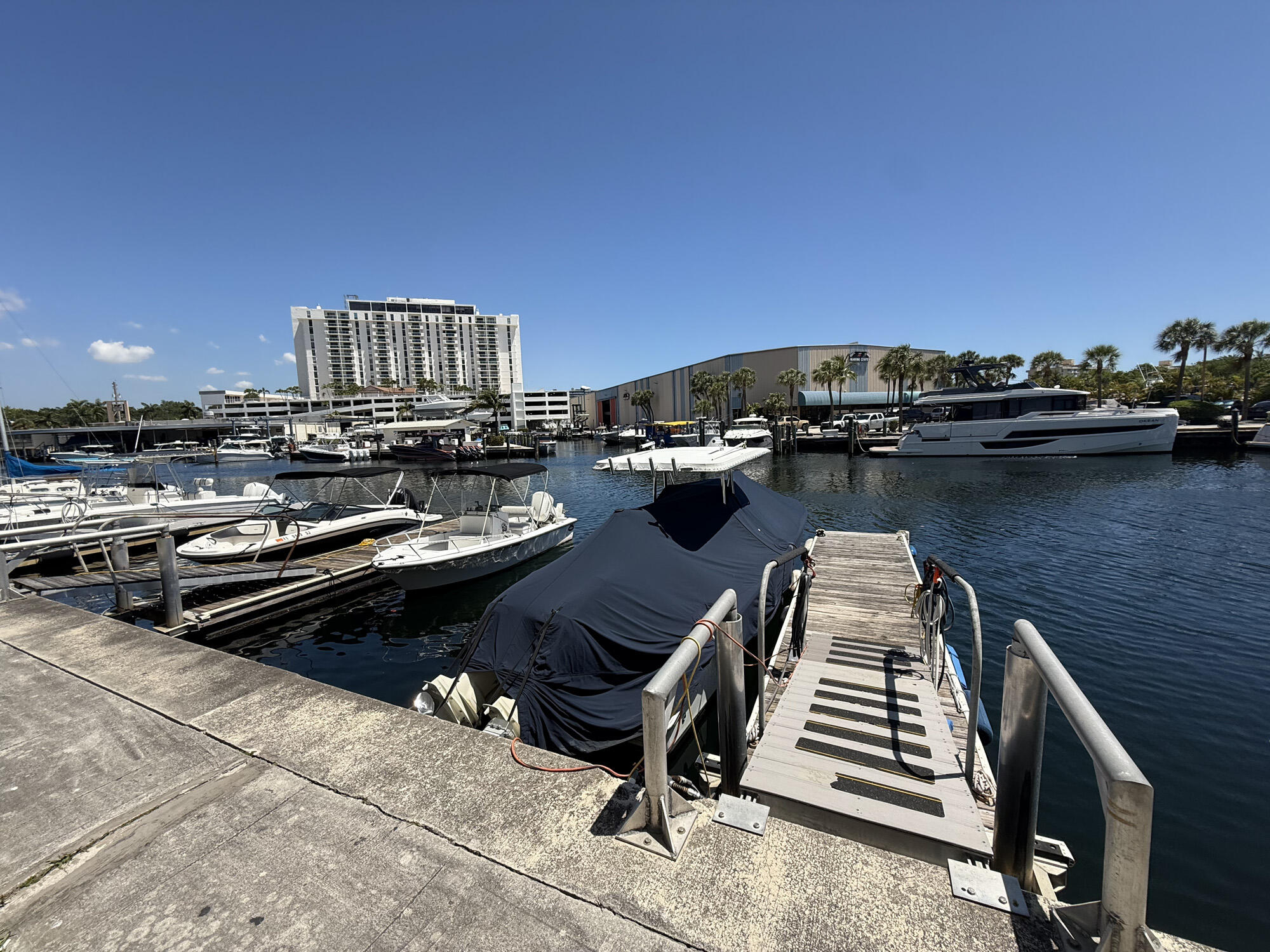 KEYSTONE HARBOR CLUB CONDO - Residential