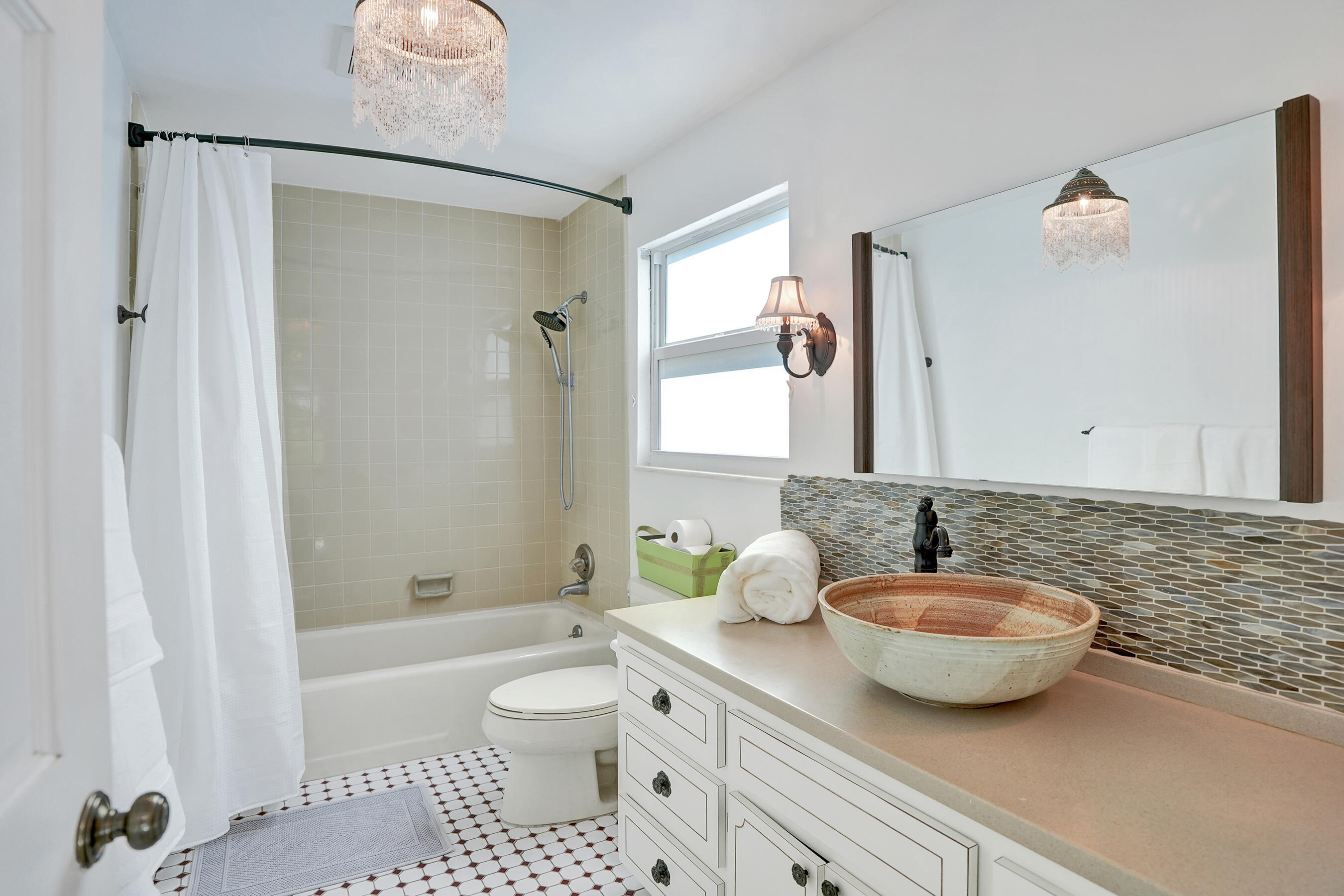 LAKEVIEW HEIGHTS UNIT 1 DELRAY - Residential Lease