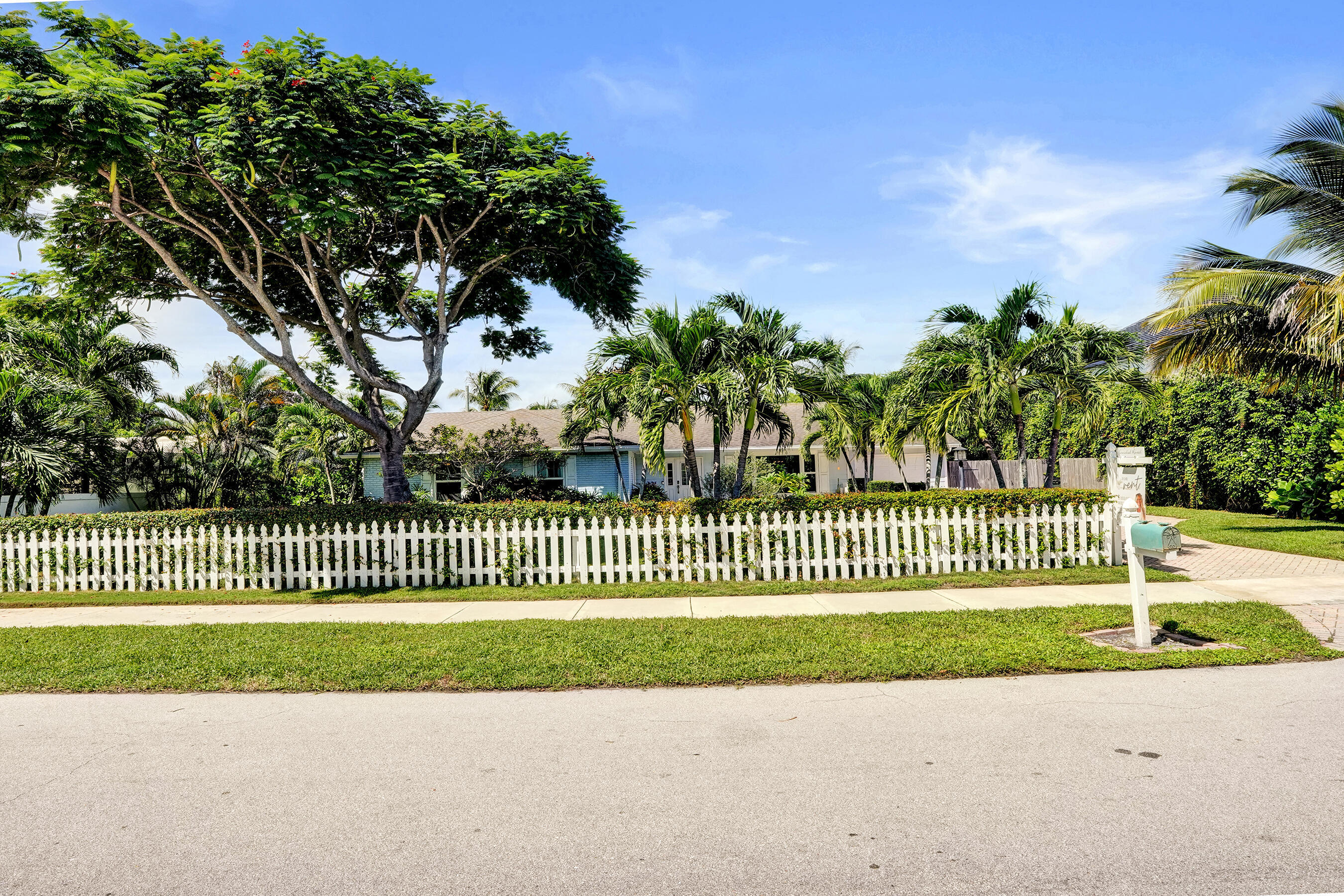 LAKEVIEW HEIGHTS UNIT 1 DELRAY - Residential Lease