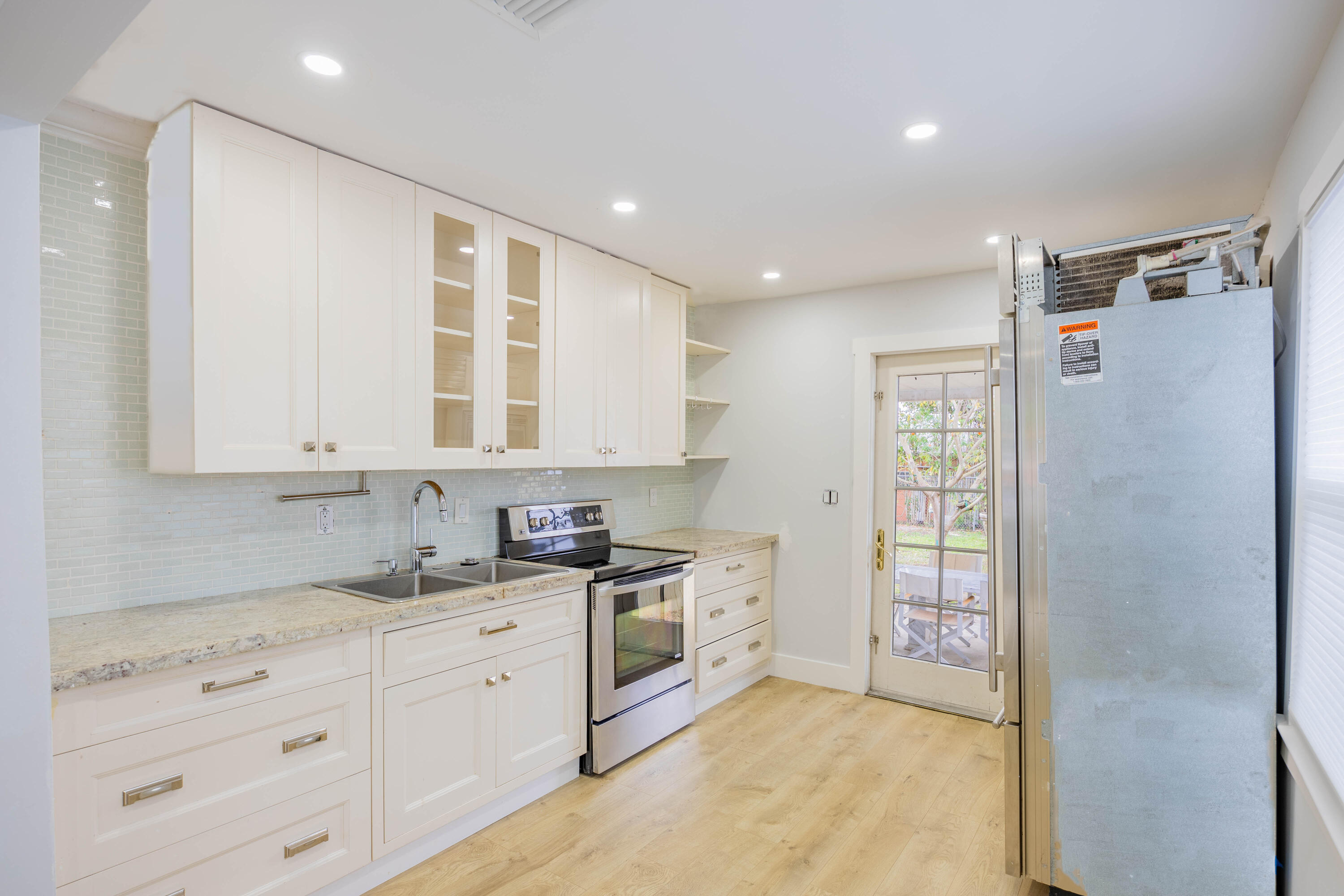 FOREST RIDGE PARK - Residential Lease