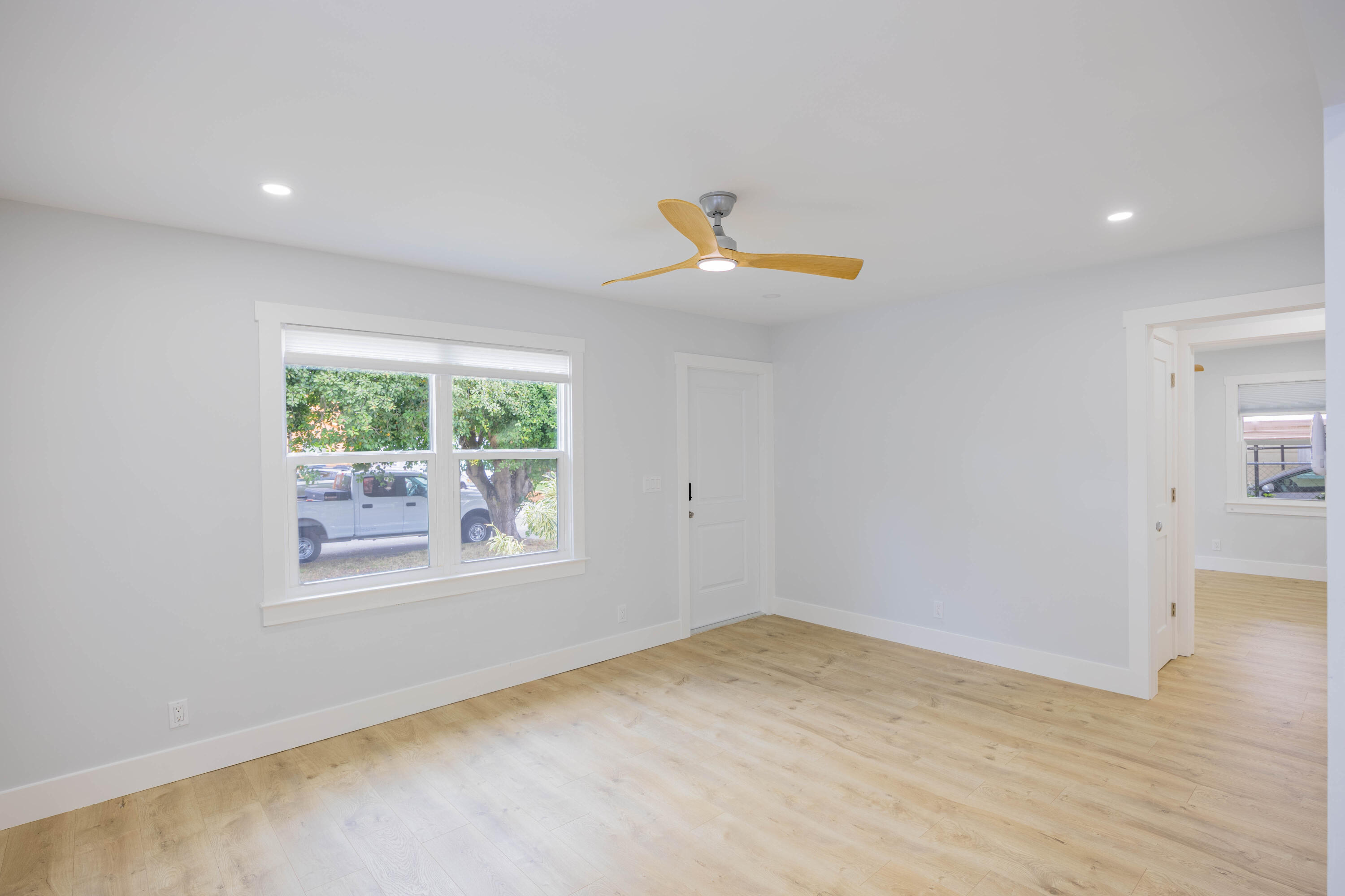 FOREST RIDGE PARK - Residential Lease