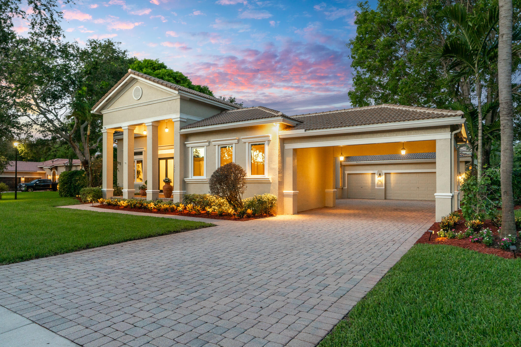 GROVES PARK - Residential