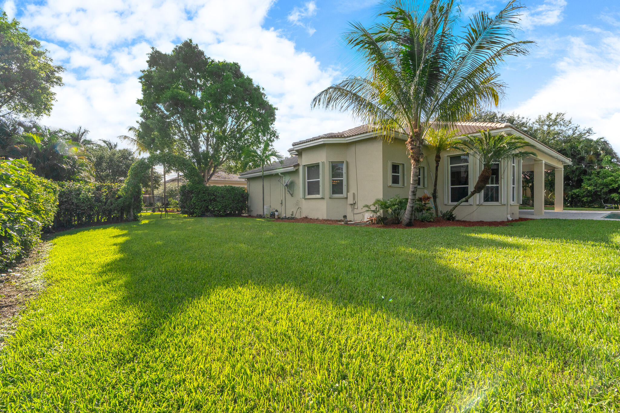 GROVES PARK - Residential