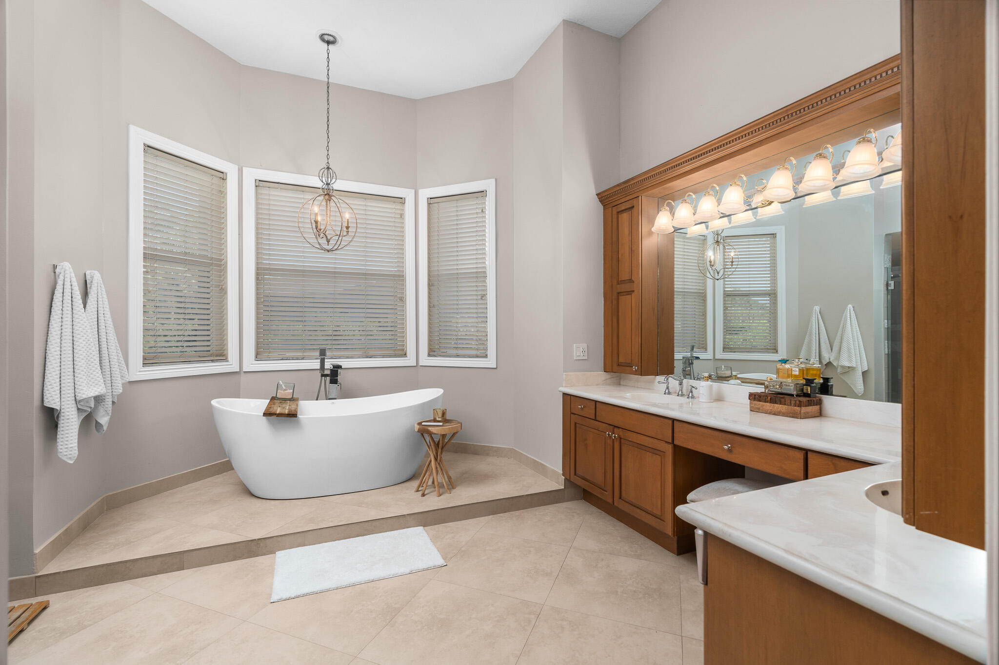 GROVES PARK - Residential