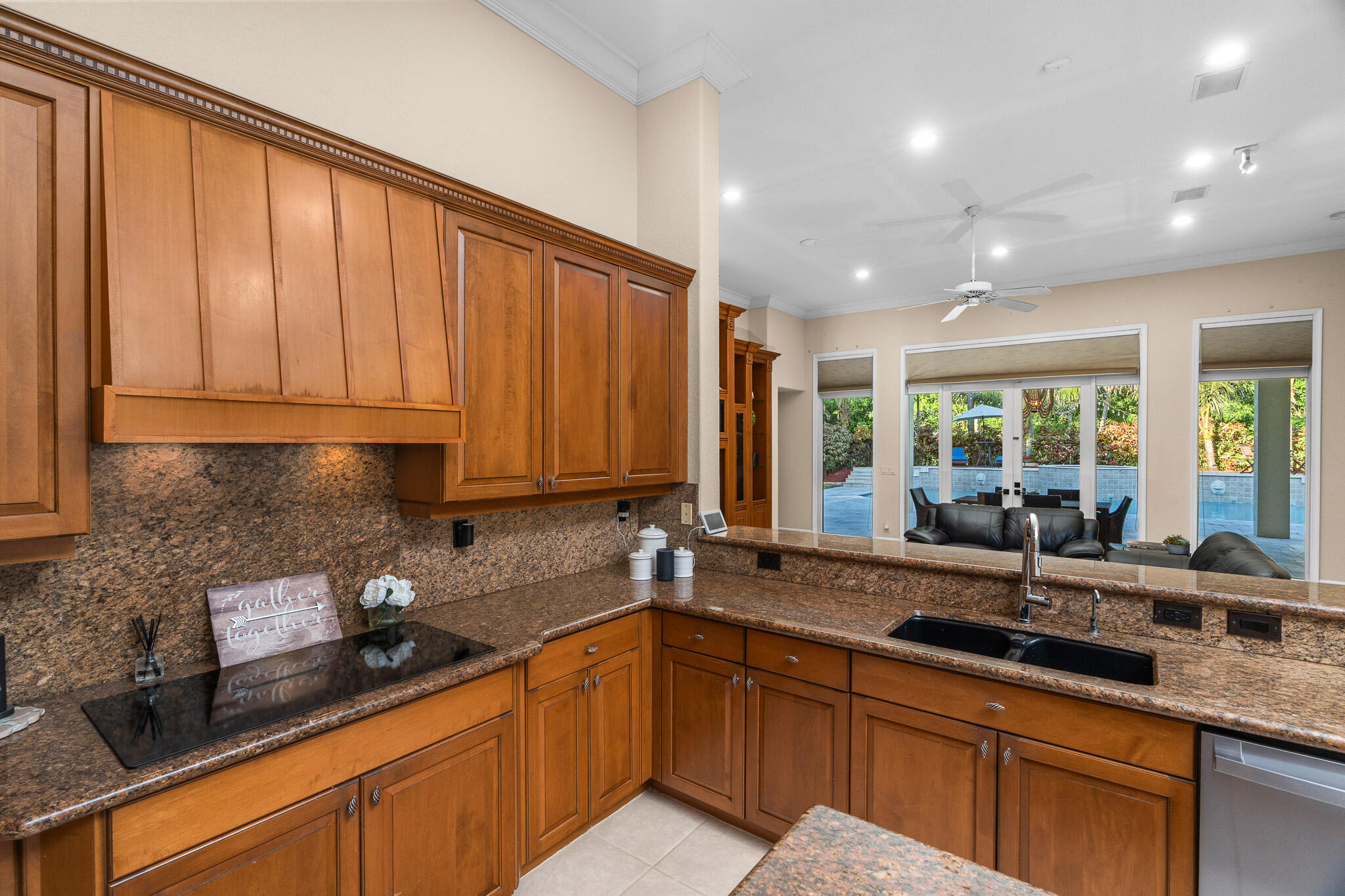 GROVES PARK - Residential