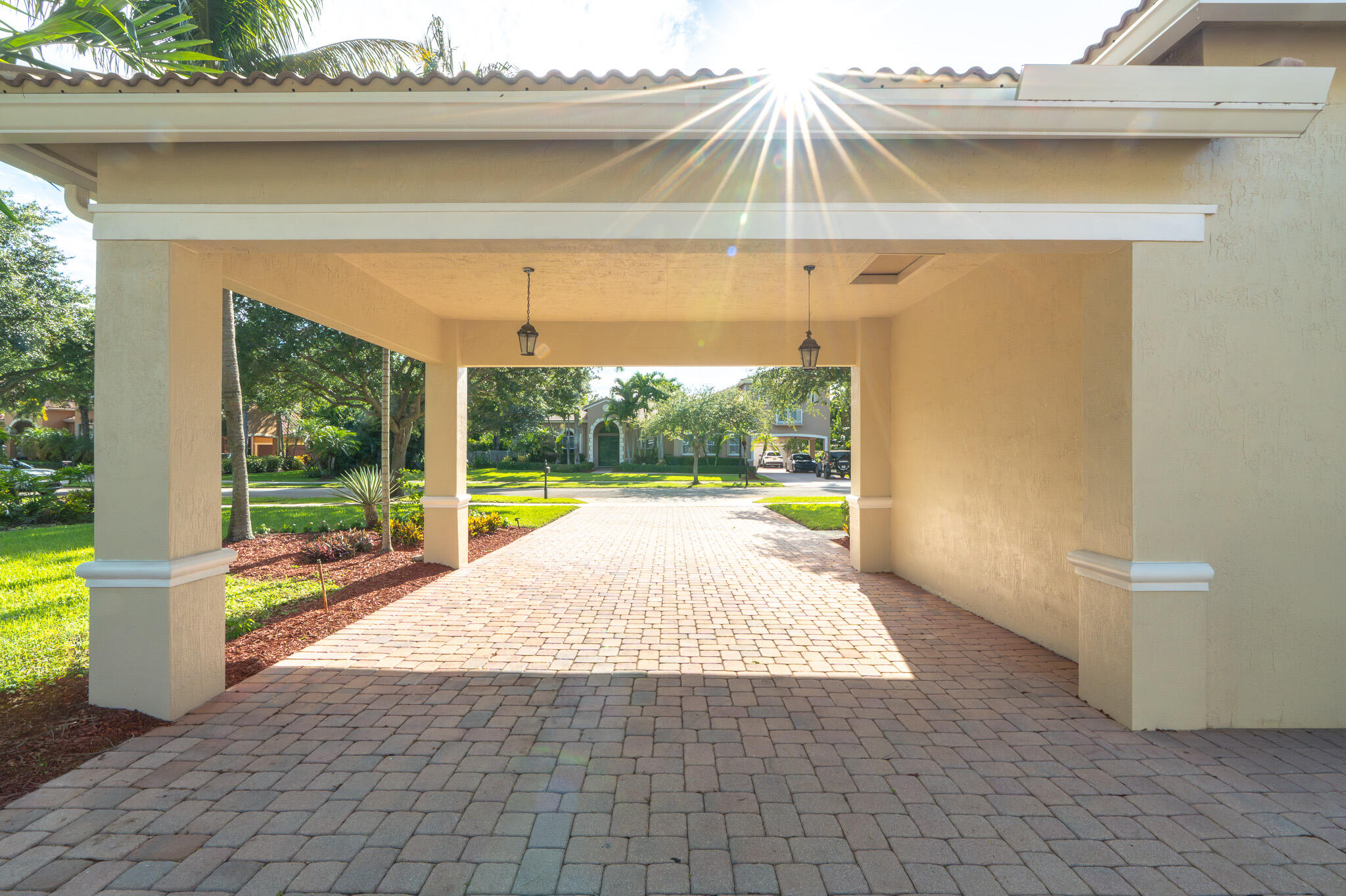 GROVES PARK - Residential