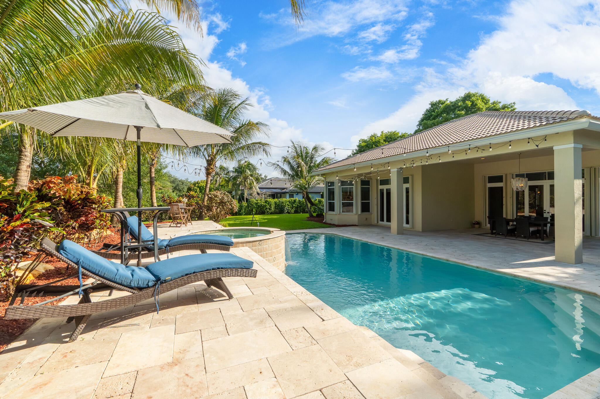 GROVES PARK - Residential
