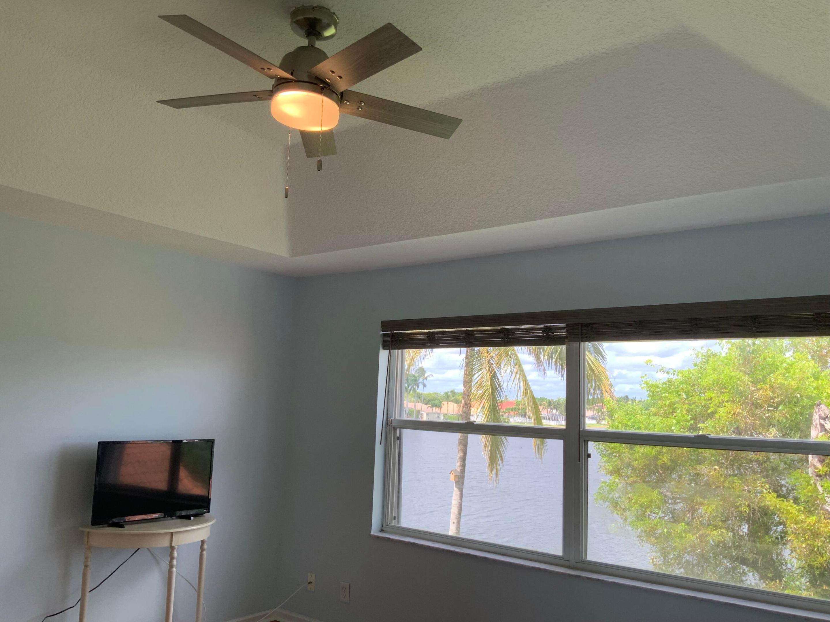 LAKE CHARLESTON TR Z - Residential