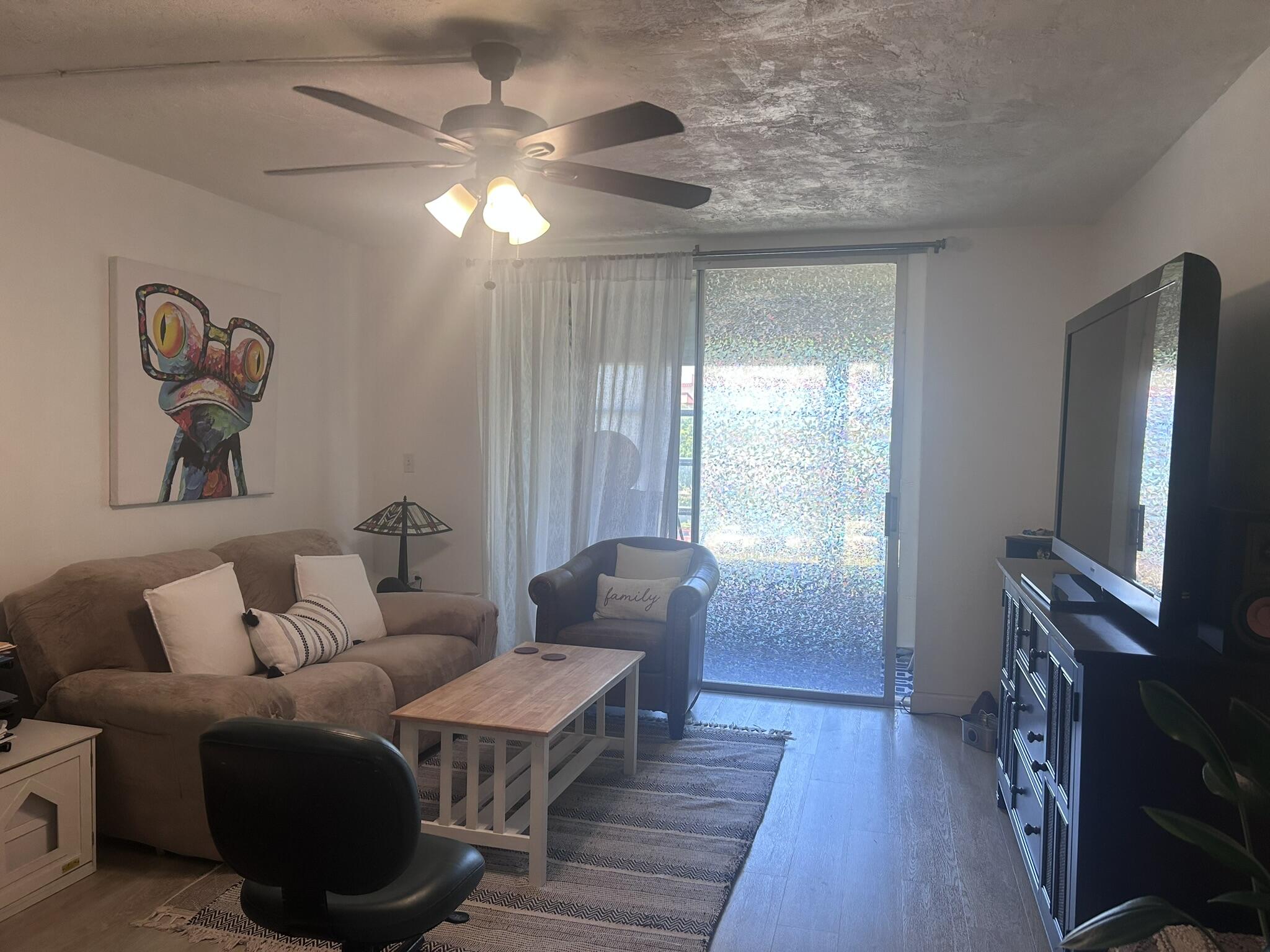 OMEGA CONDO NO 4 - Residential