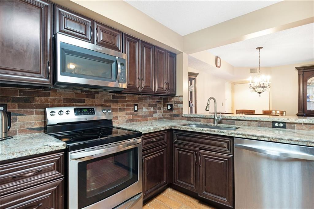 GRAND MARQUIS - Residential