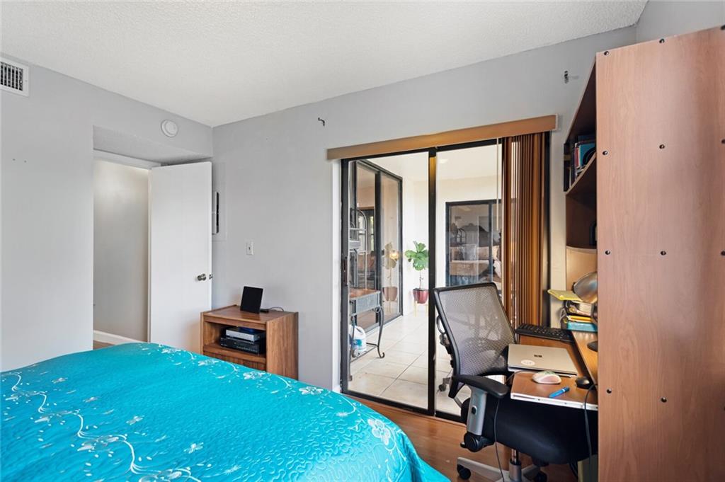 GRAND MARQUIS - Residential