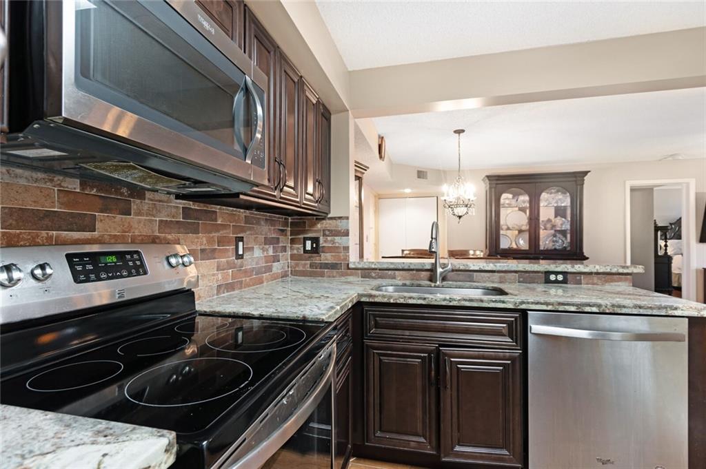 GRAND MARQUIS - Residential
