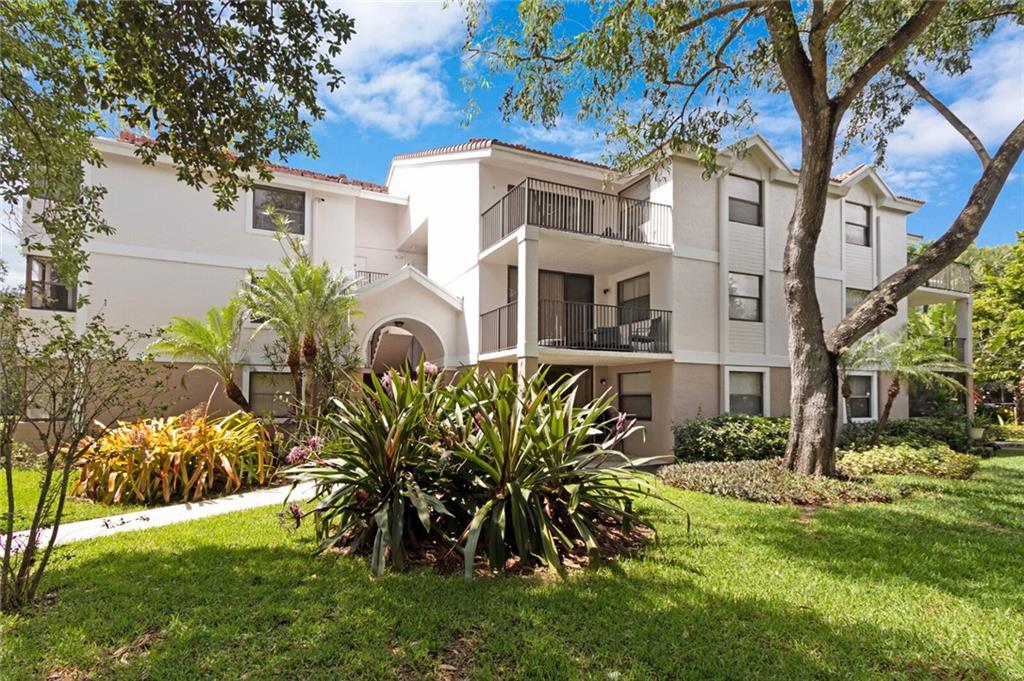 GRAND MARQUIS - Residential
