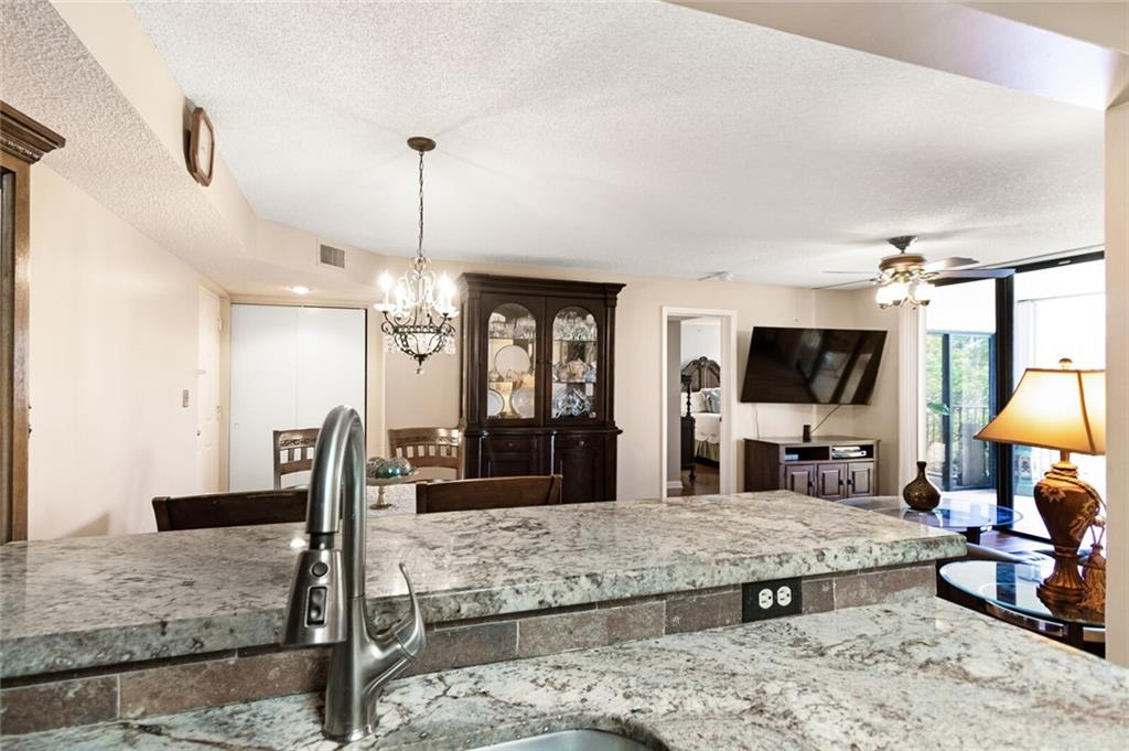 GRAND MARQUIS - Residential