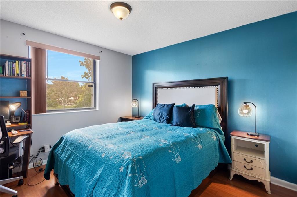 GRAND MARQUIS - Residential