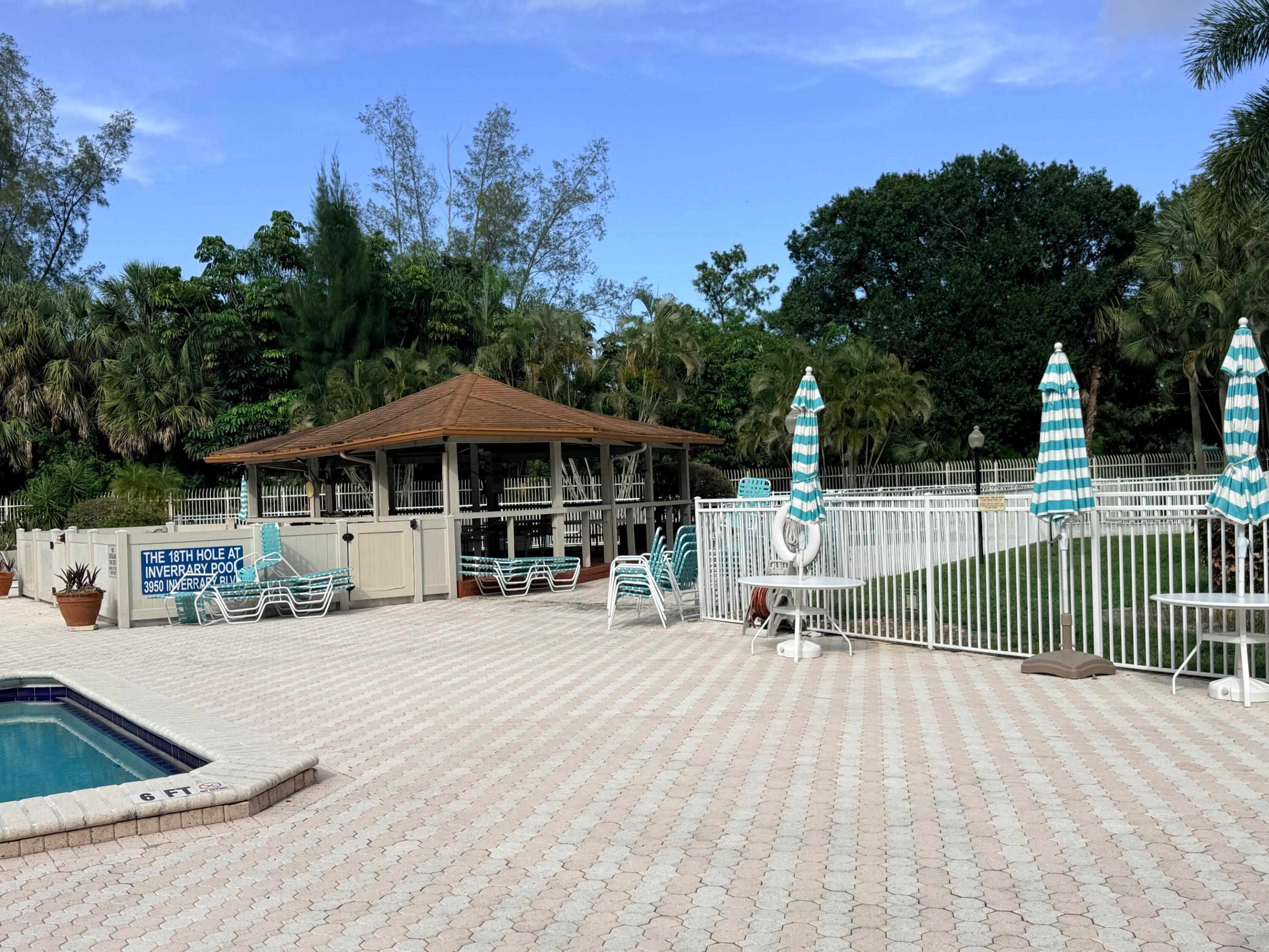 18TH HOLE AT INVERRARY CONDO - Residential