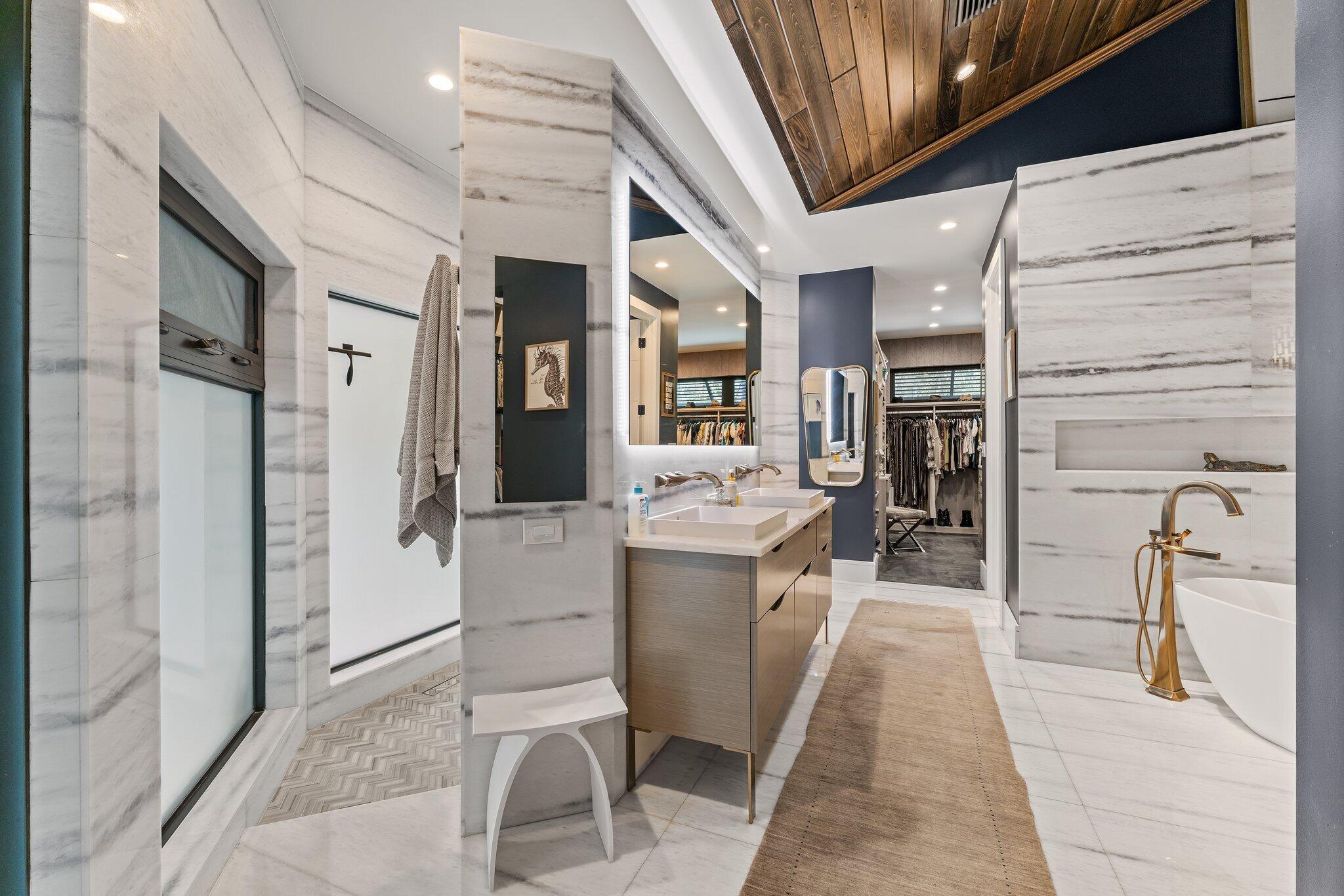 PENNOCK POINT - Residential