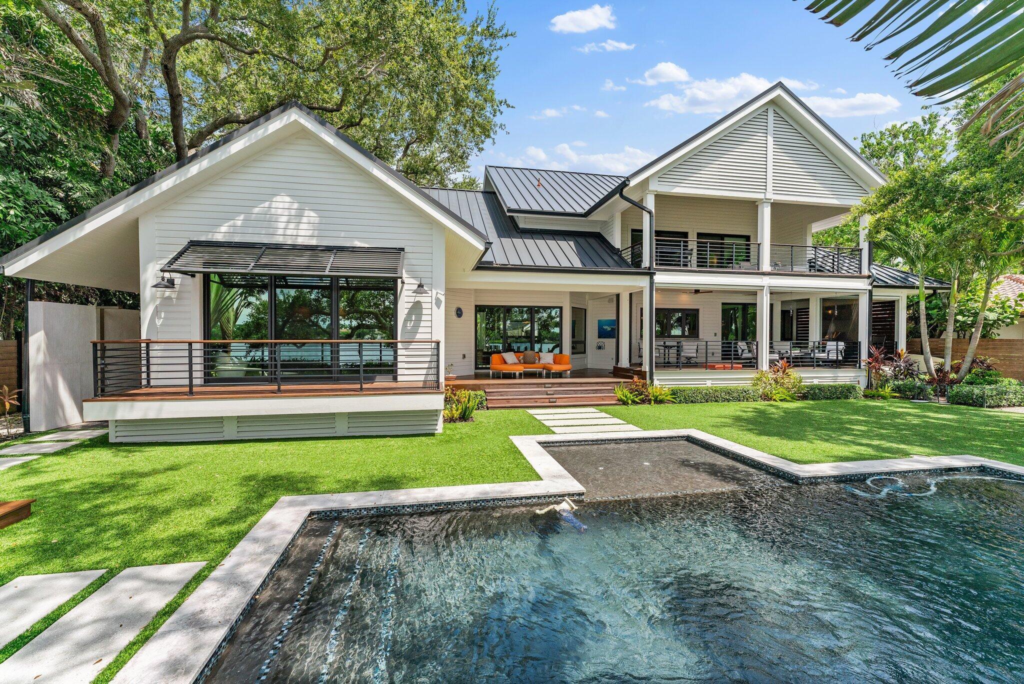 PENNOCK POINT - Residential