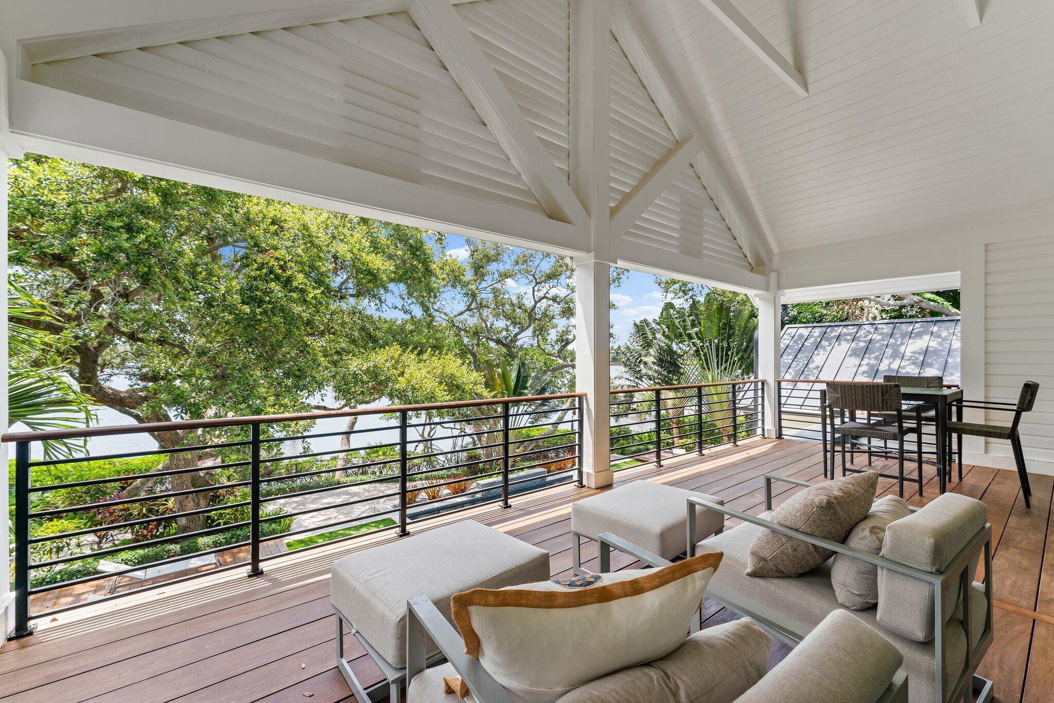 PENNOCK POINT - Residential