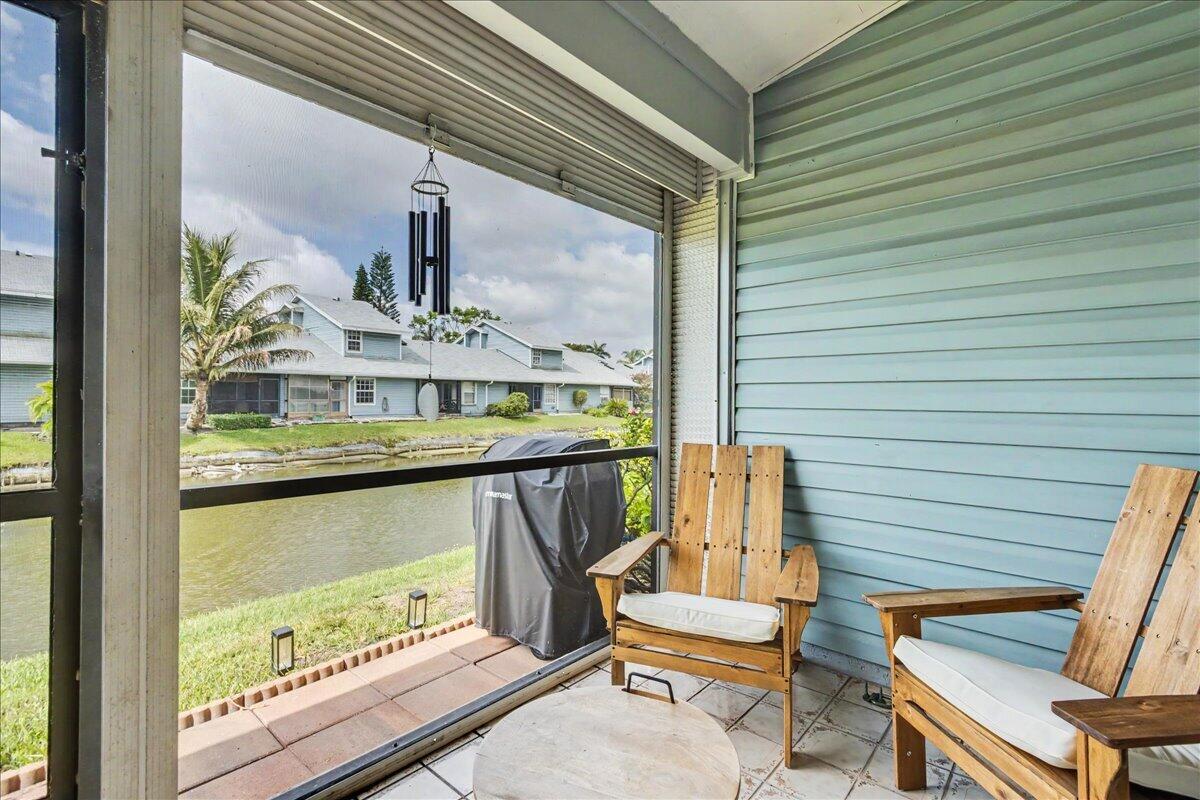 ISLAND CLUB - Residential