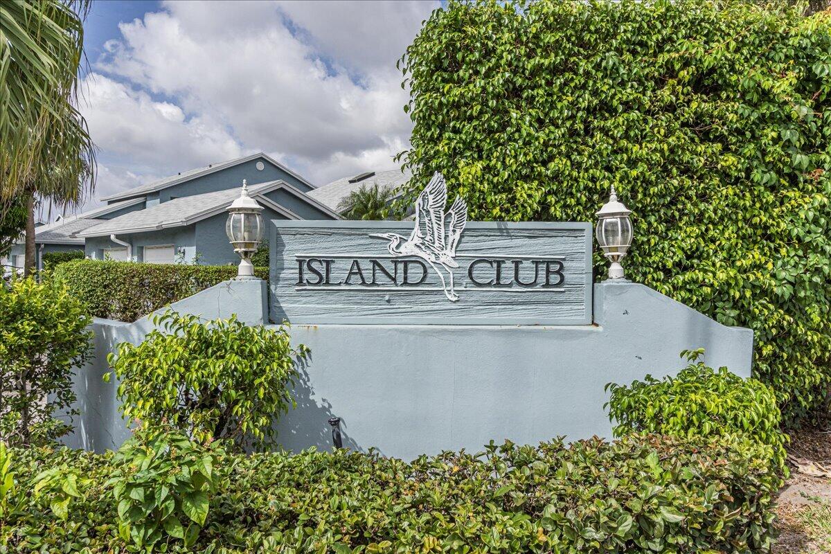 ISLAND CLUB - Residential