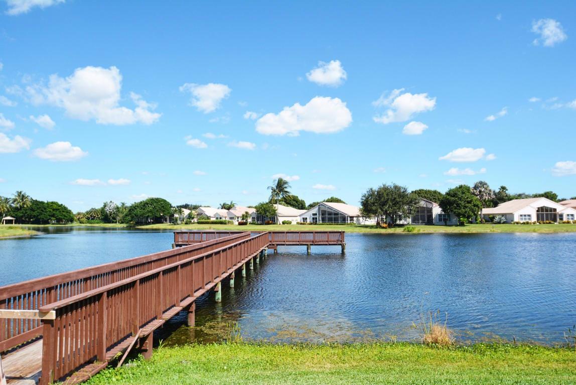 Valencia Lakes 03 - Residential