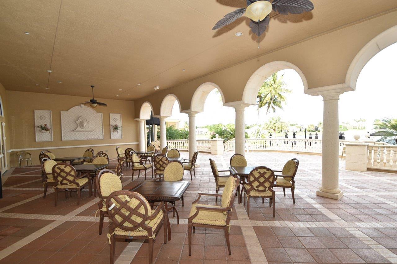 Valencia Lakes 03 - Residential