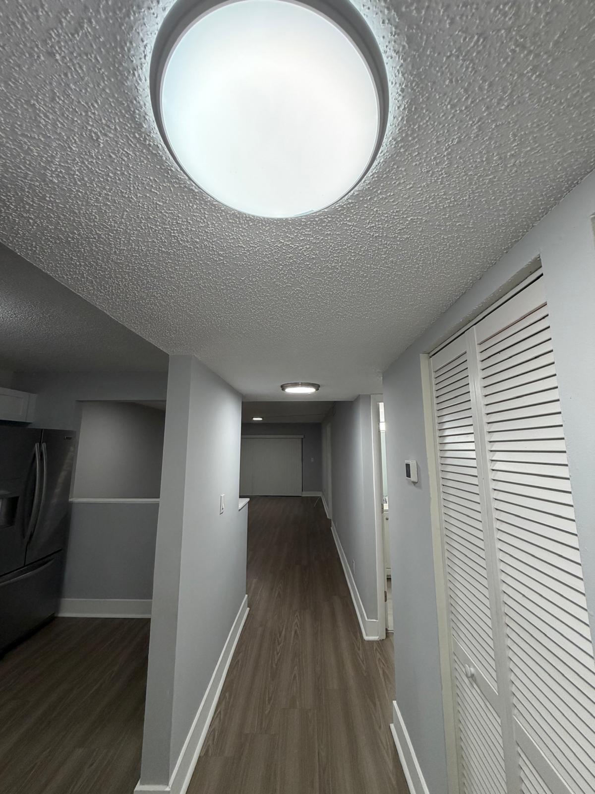 APPLEGREEN CONDO APTS 4 - Residential Lease