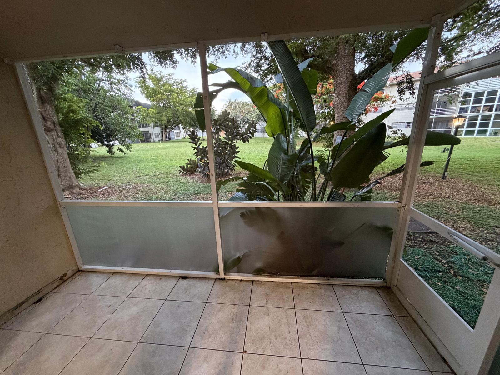 APPLEGREEN CONDO APTS 4 - Residential Lease