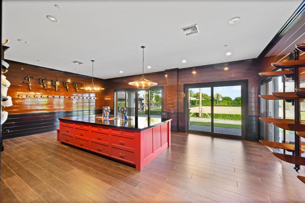 GRAND PRIX VILLAGE SOUTH - Residential