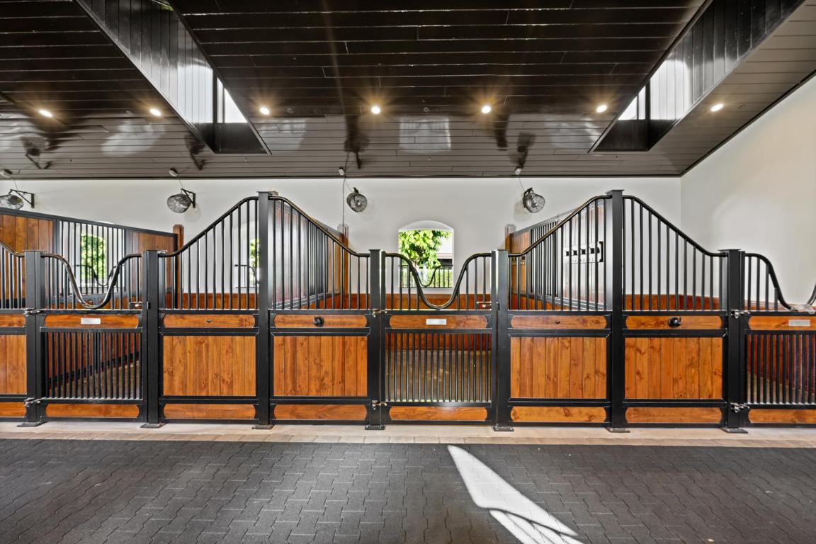 GRAND PRIX VILLAGE SOUTH - Residential