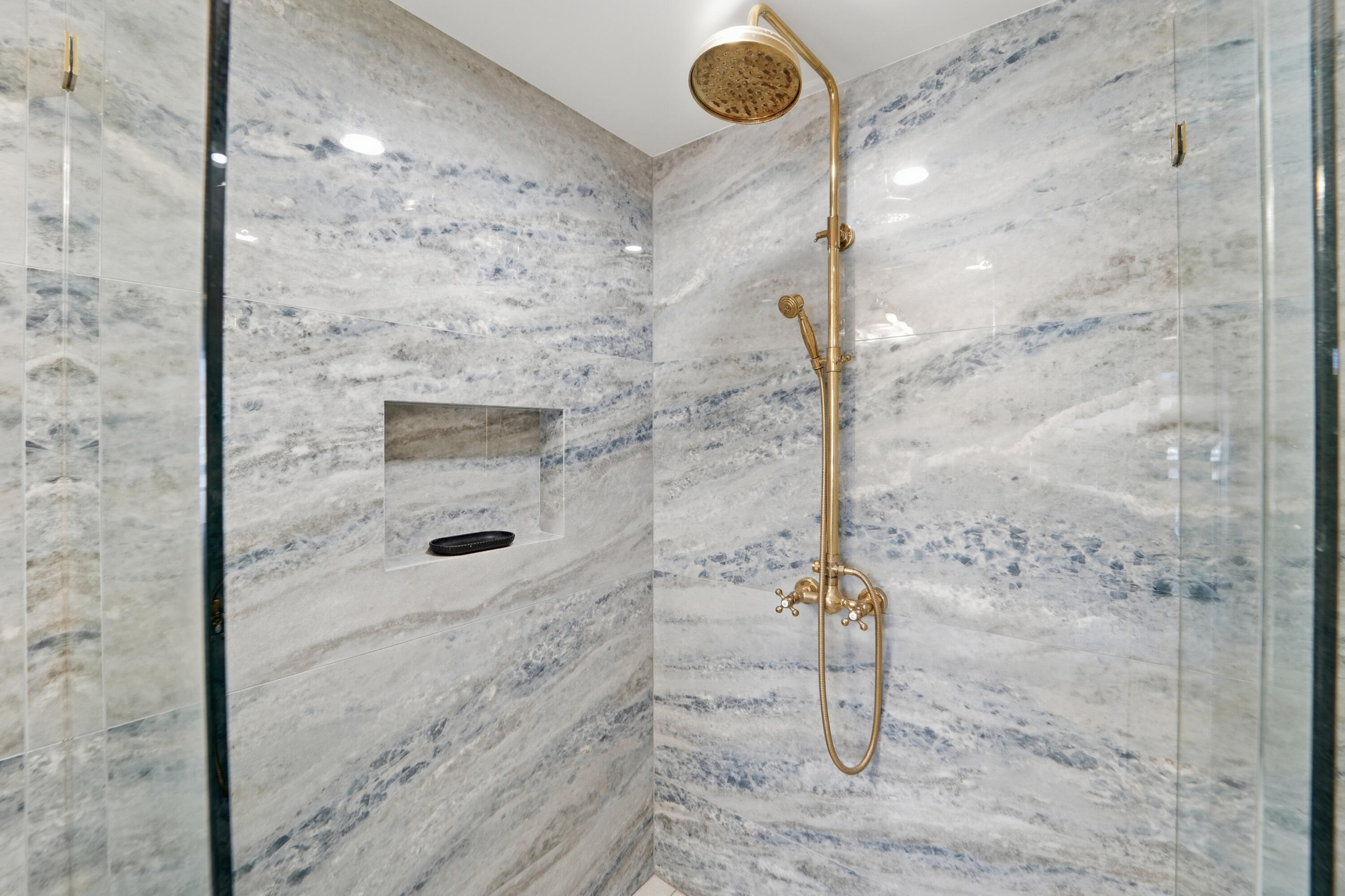 MARINA AT THE BLUFFS CONDO - Residential Lease