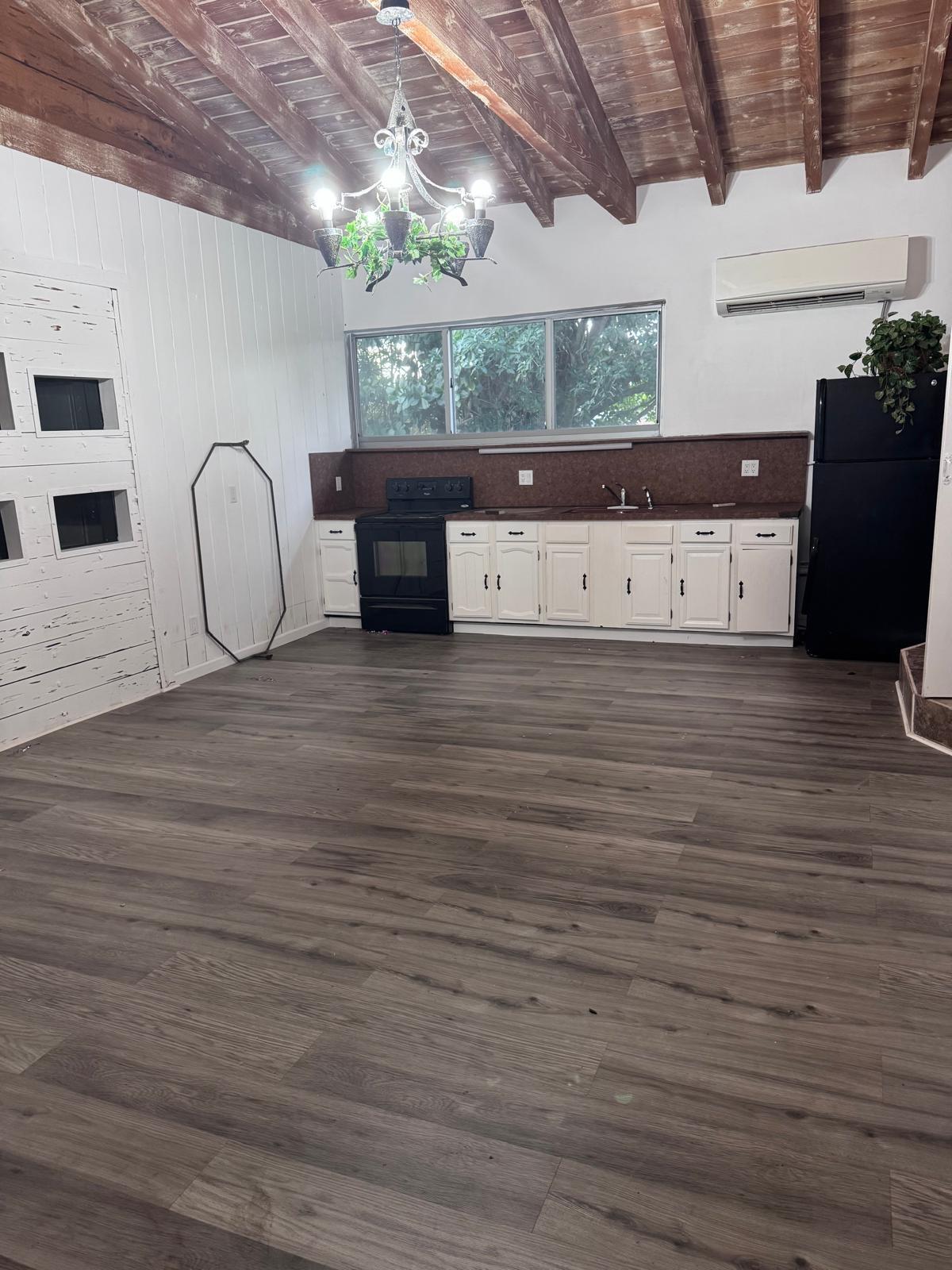 FT LAUDERDALE TRUCK FARMS - Residential Lease