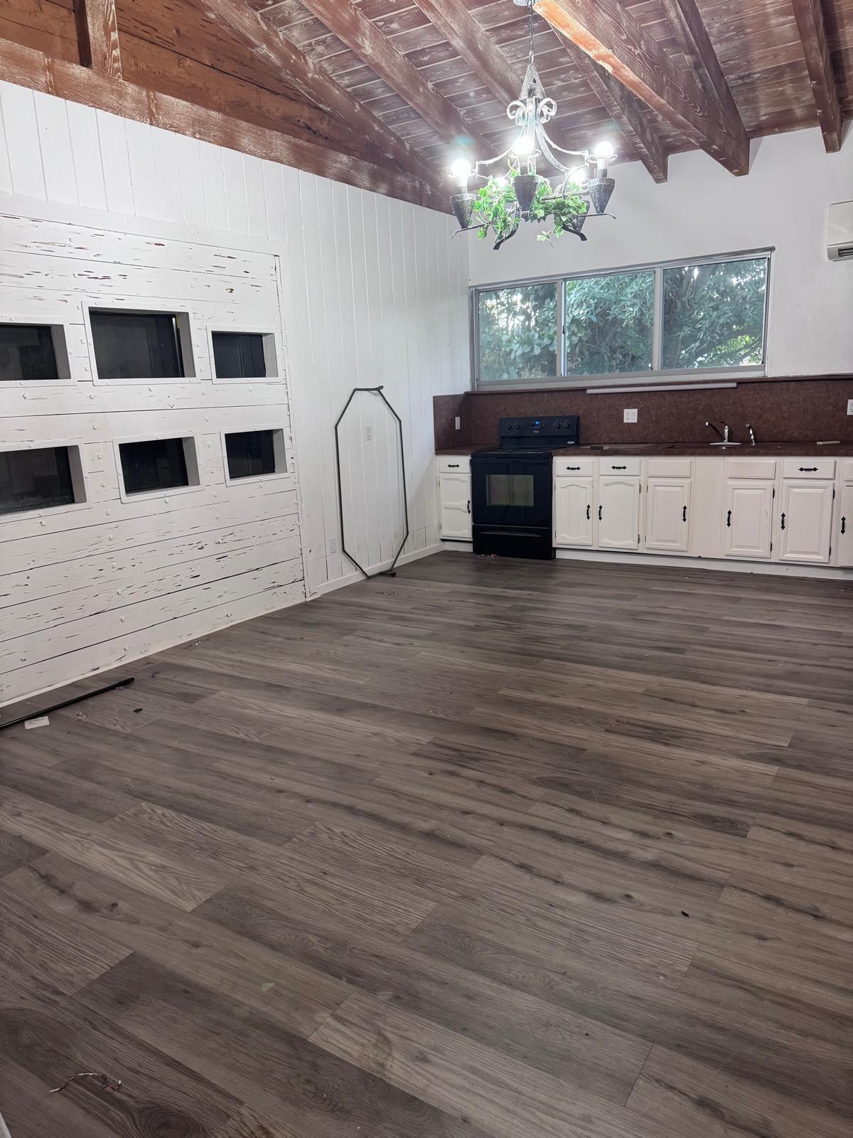 FT LAUDERDALE TRUCK FARMS - Residential Lease