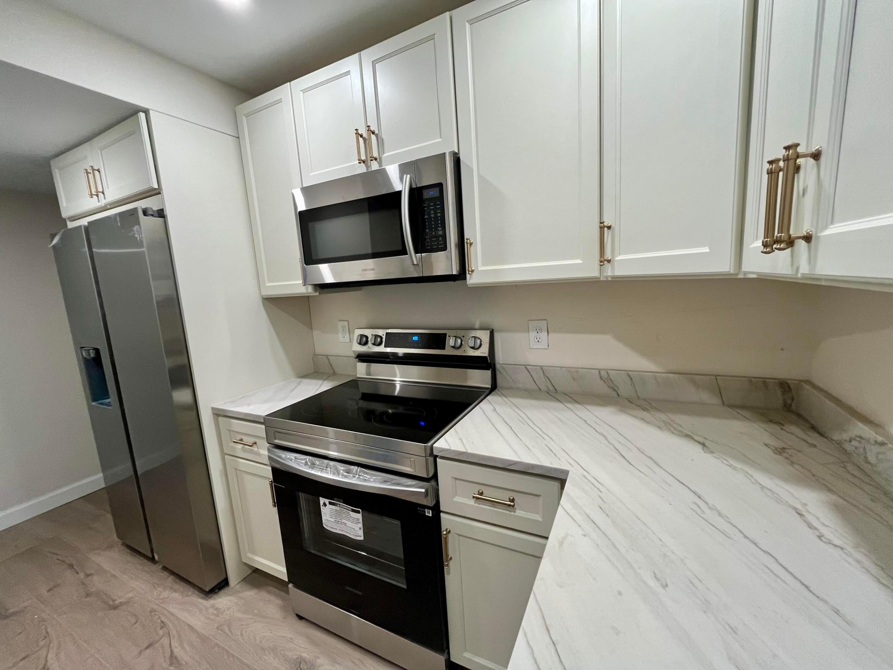 ISLAND TOWERS INC CONDO - Residential