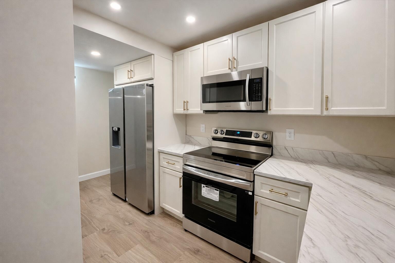 ISLAND TOWERS INC CONDO - Residential