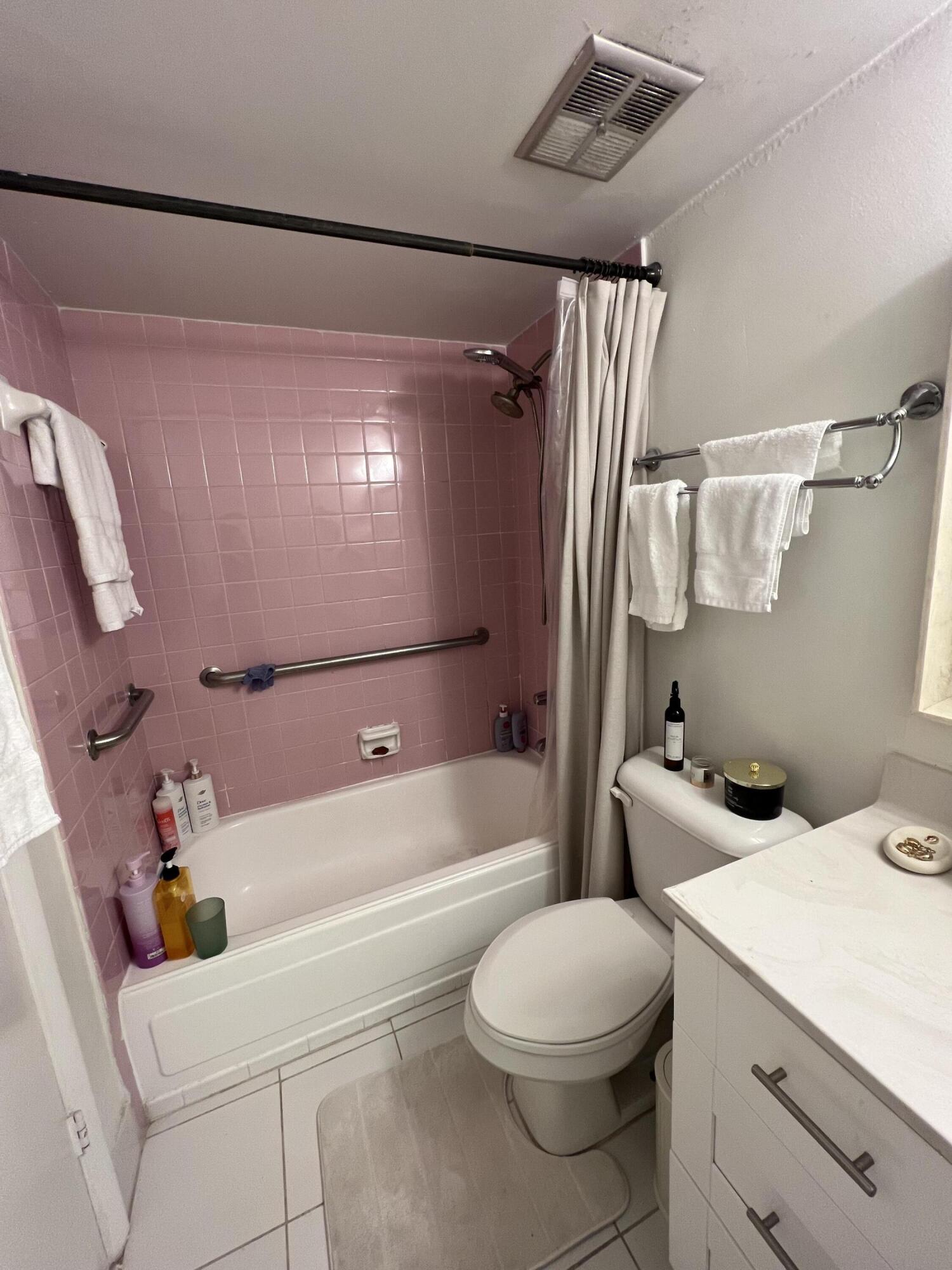 COUNTRY PINES CONDO - Residential Lease