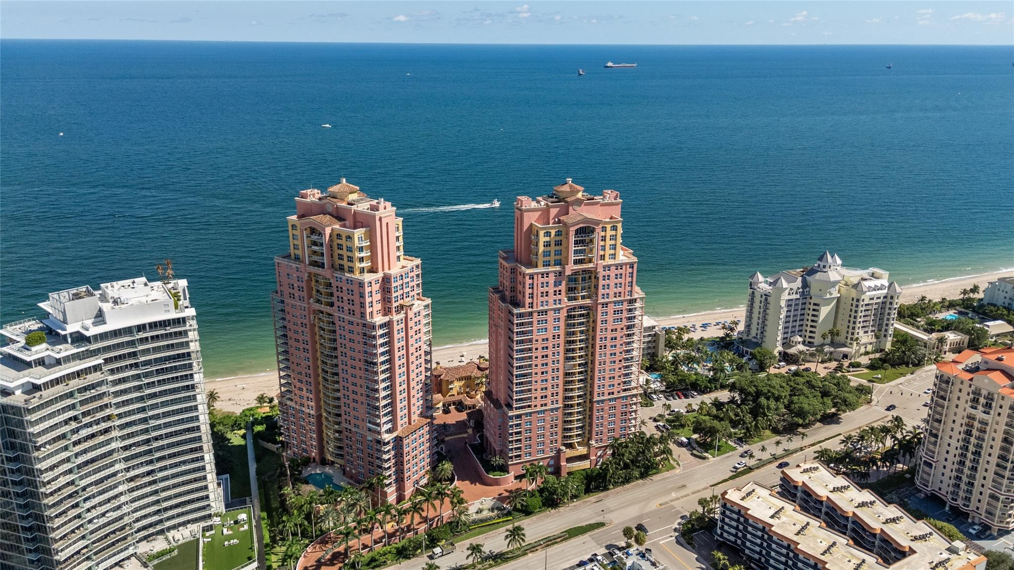 The Palms Tower Two Condo - Residential
