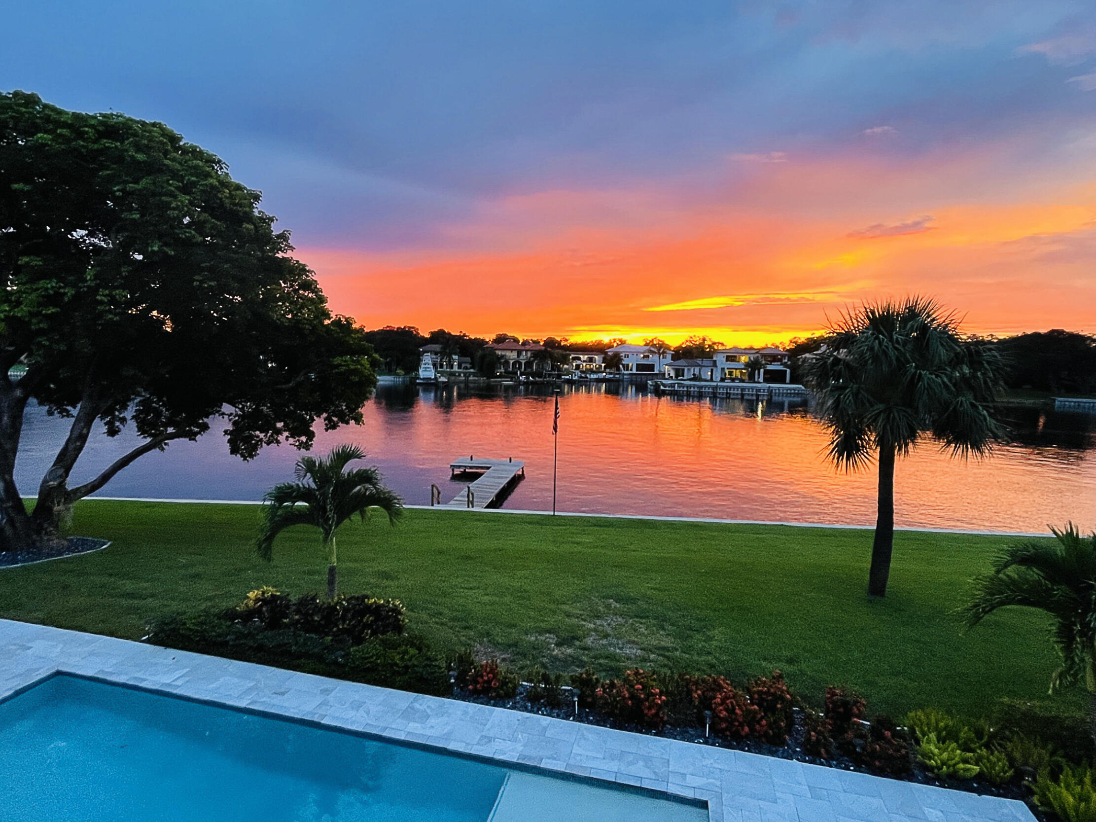 Juno Isles - Residential