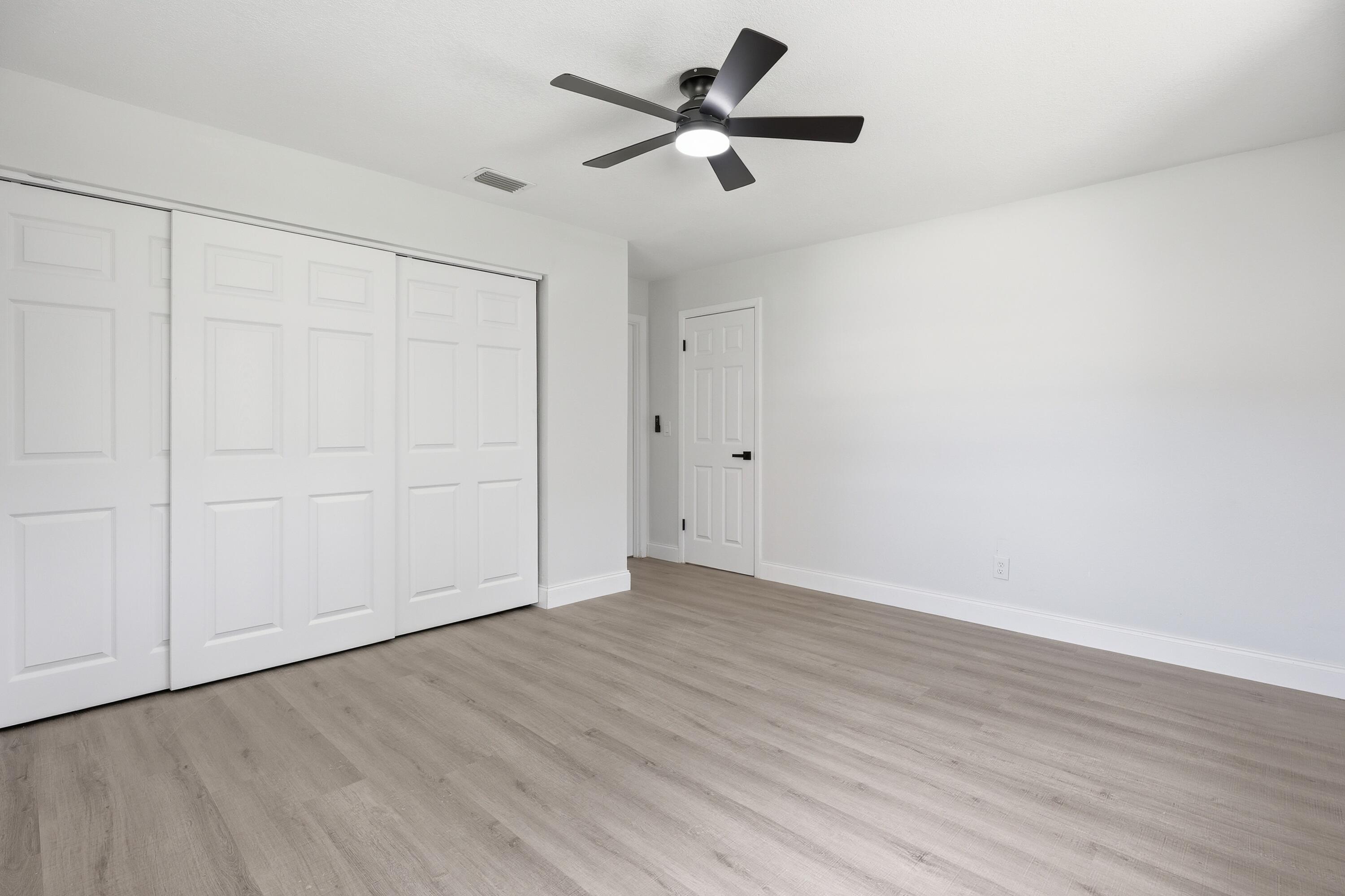 CARLL HEIGHTS - Residential