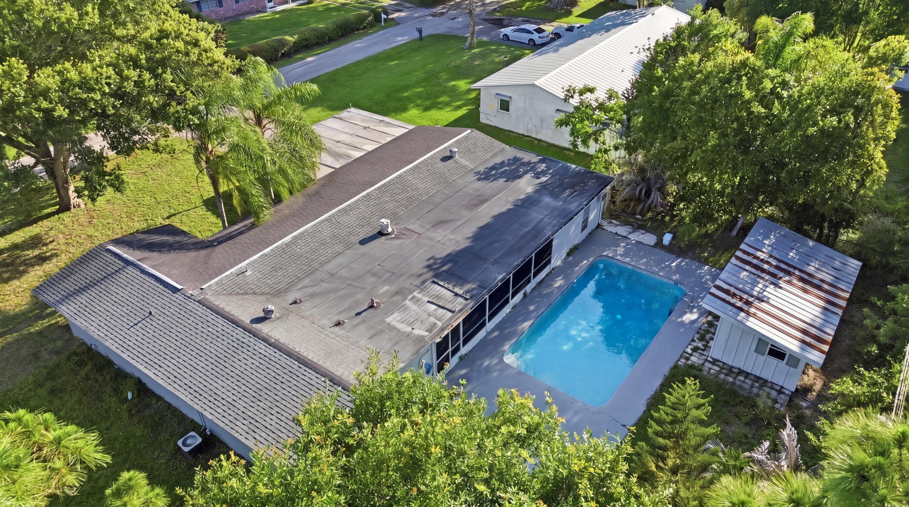 CARLL HEIGHTS - Residential