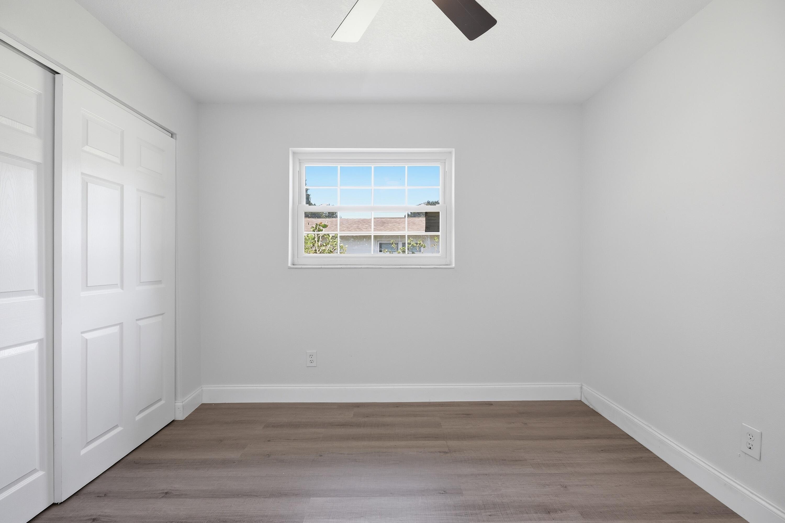 CARLL HEIGHTS - Residential