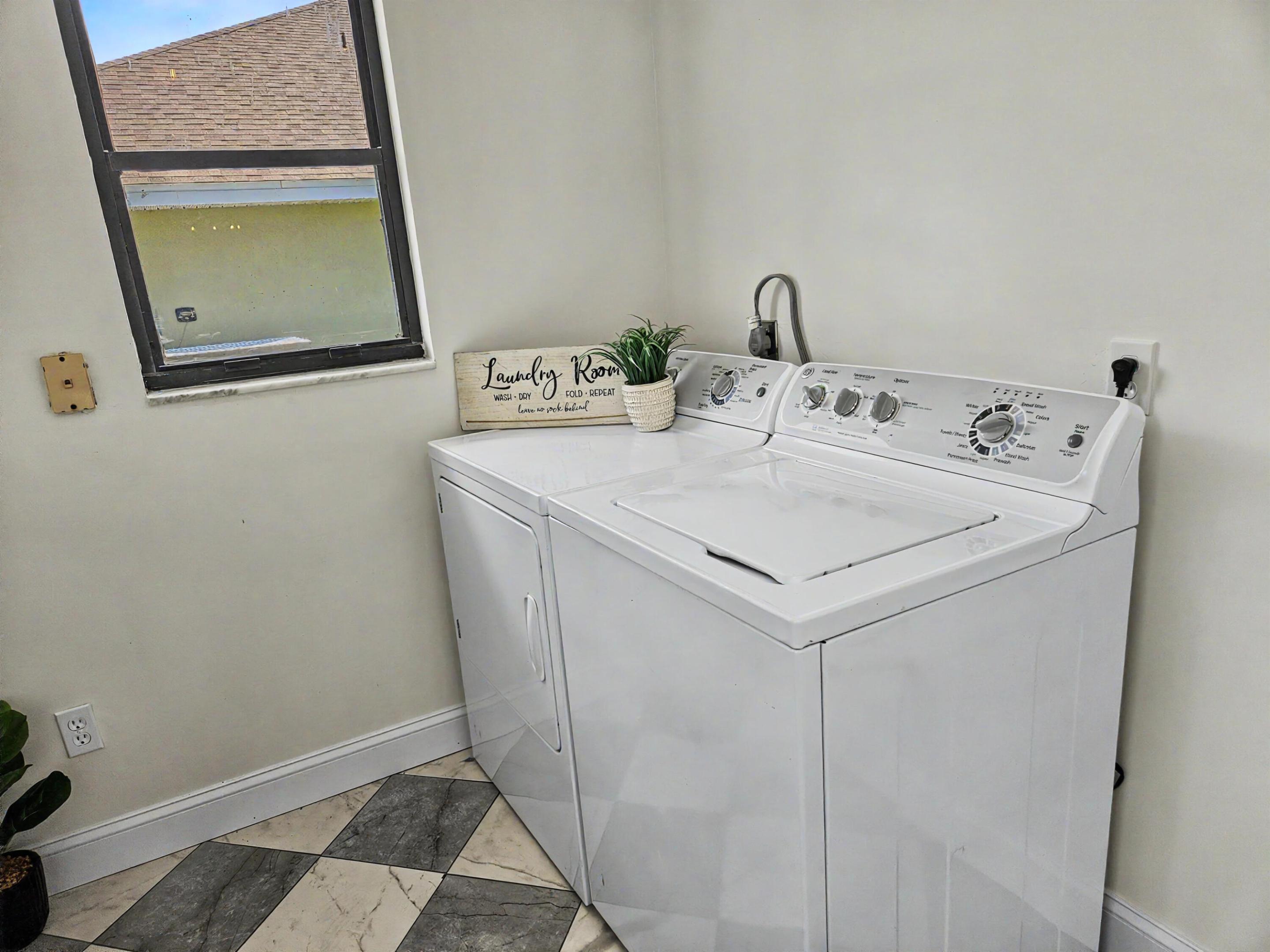 PORT ST LUCIE SECTION 13 - Residential