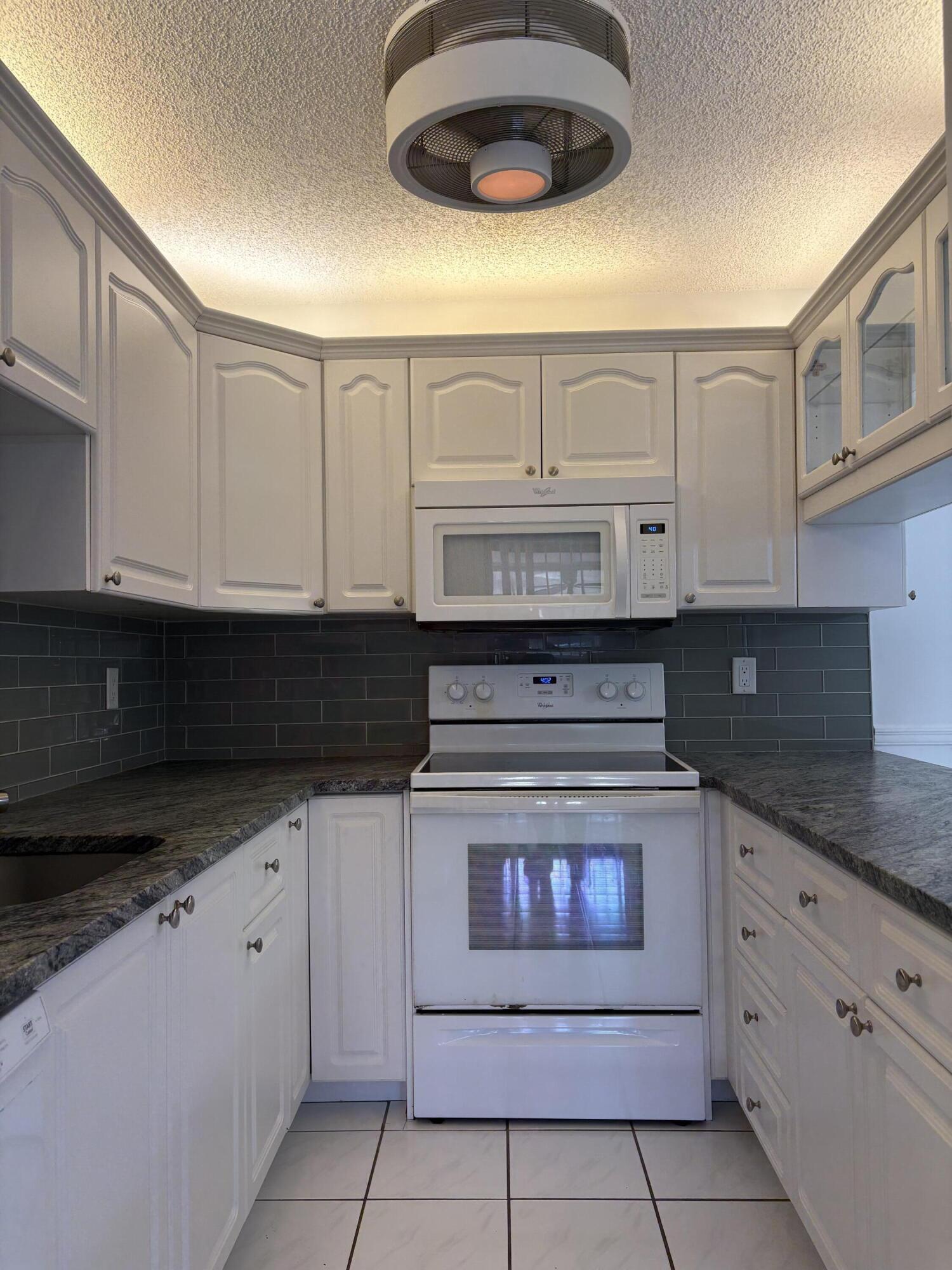CAMELOT GARDENS PHASES 1 THRU 11 - Residential Lease