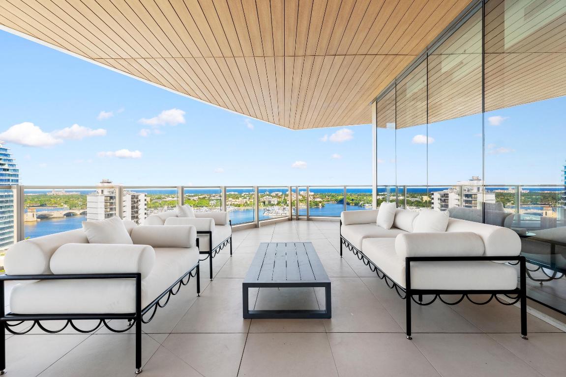 FORTE RESIDENCES CONDO - Residential