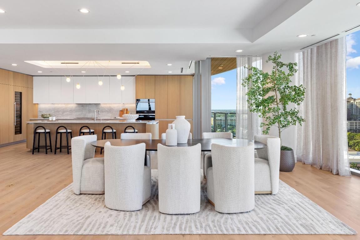 FORTE RESIDENCES CONDO - Residential