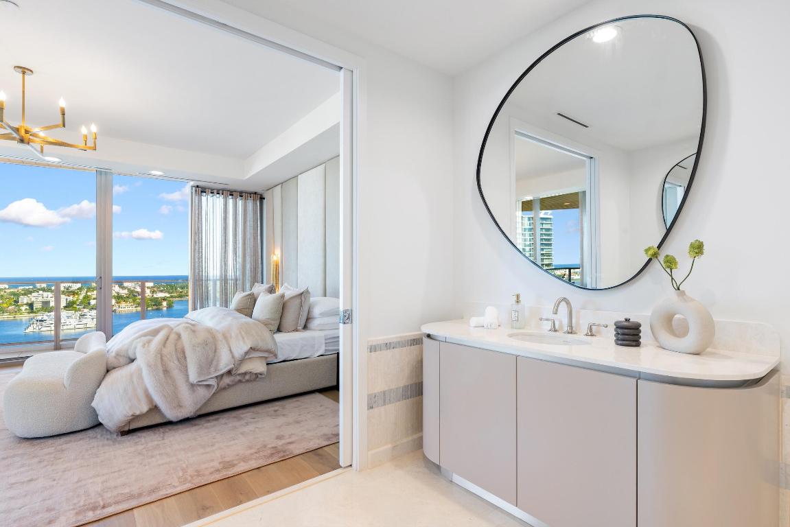 FORTE RESIDENCES CONDO - Residential